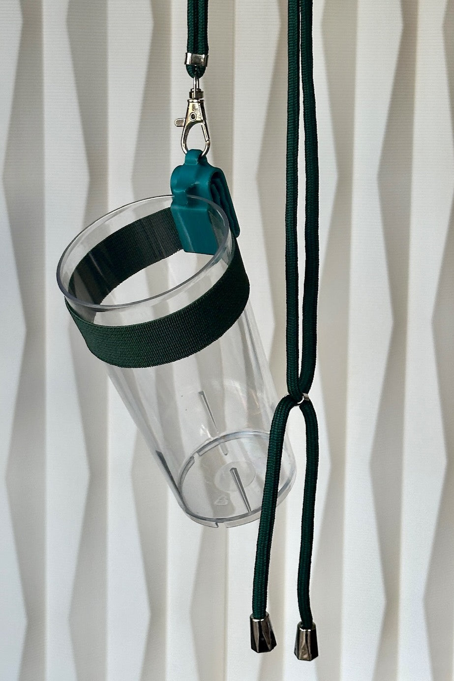 Clip A Cup « Mean Green » avec lanière de luxe
